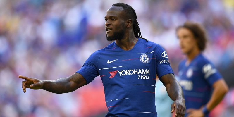 Chi tiết thương vụ Victor Moses trở lại Anh